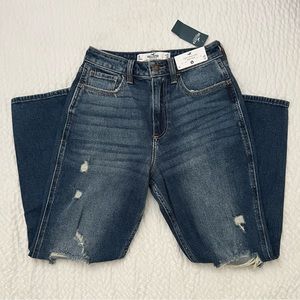 Hollister Curvy High Rise Mom Jeans